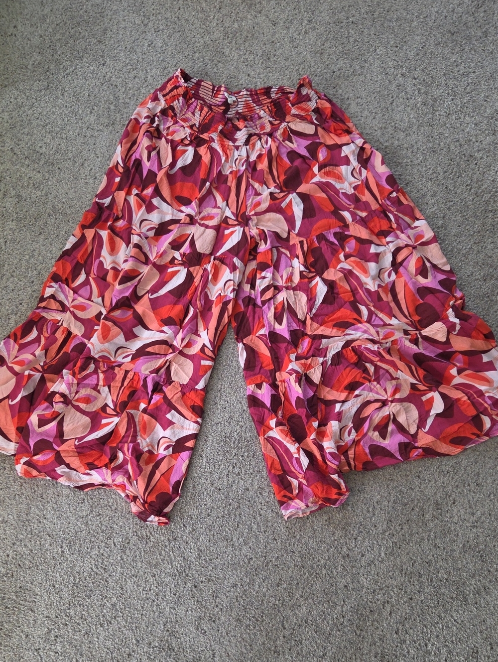 Aerie Wide-Leg Printed Palazzo Pants in Red & Pink. Still On Aerie Website.